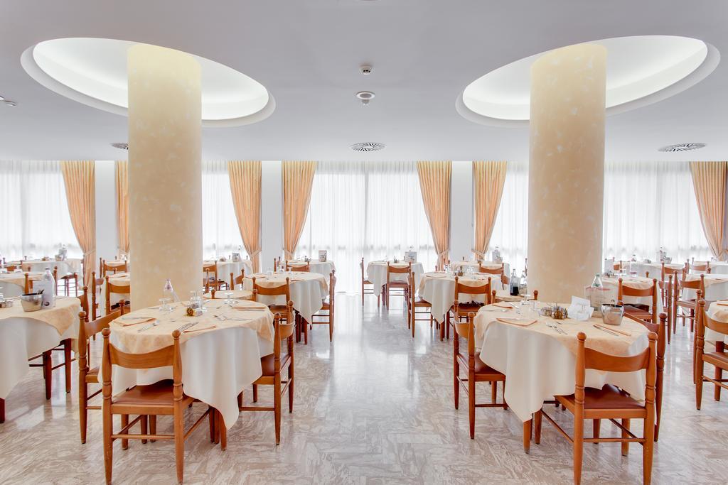 Hotel Garden Bellaria-Igea Marina Bagian luar foto