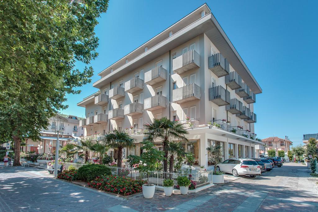 Hotel Garden Bellaria-Igea Marina Bagian luar foto